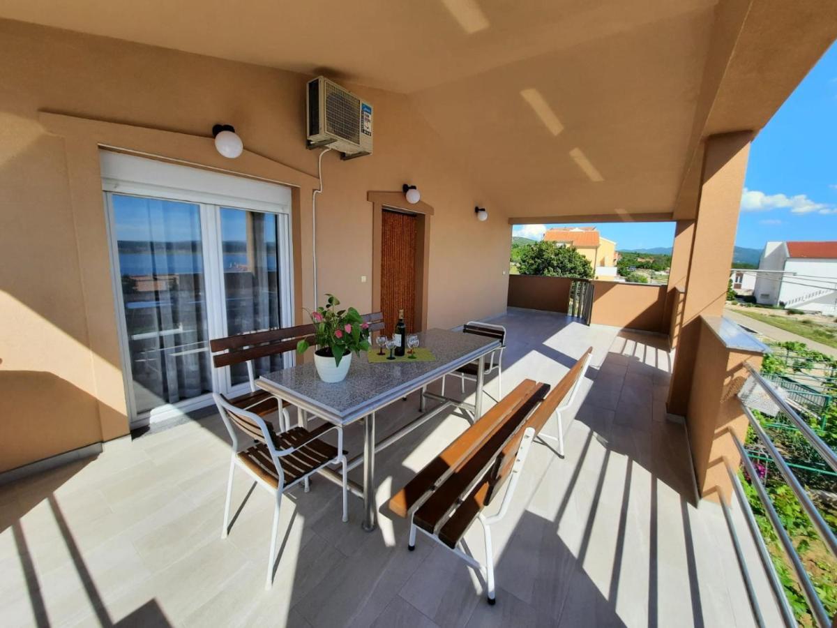 Apartamento Danisacroatia Maslenica Exterior foto